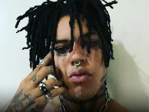 Poorstacy, rapper e estrela do rock, faleceu aos 26 anos