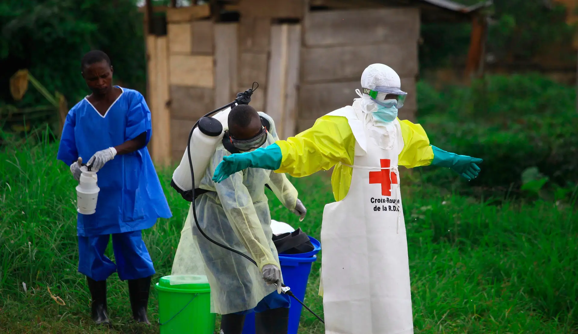 OMS DECLARA ESTADO DE EMERGÊNCIA GLOBAL  DEVIDO AO NOVO SURTO DE EBOLA NA ÁFRICA